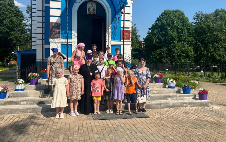 Экскурсия в храм иконы Божией Матери "Знамение"