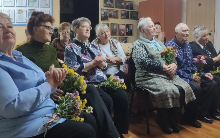 "А в сердце молодость живет" "А в сердце молодость живет"
